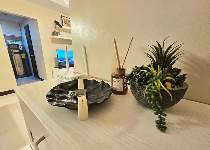 Soft Glam 2br Greenbelt Hamilton Apartahotel