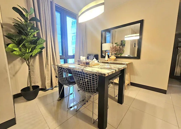 Soft Glam 2br Greenbelt Hamilton 4*
