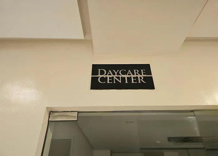 Soft Glam 2br Greenbelt Hamilton 4* Manila
