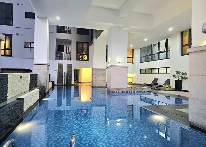Soft Glam 2br Greenbelt Hamilton Apartahotel Manila
